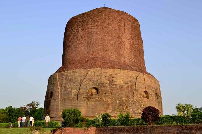 You are currently viewing धमेक स्तूप का इतिहास – History of dhamek stupa