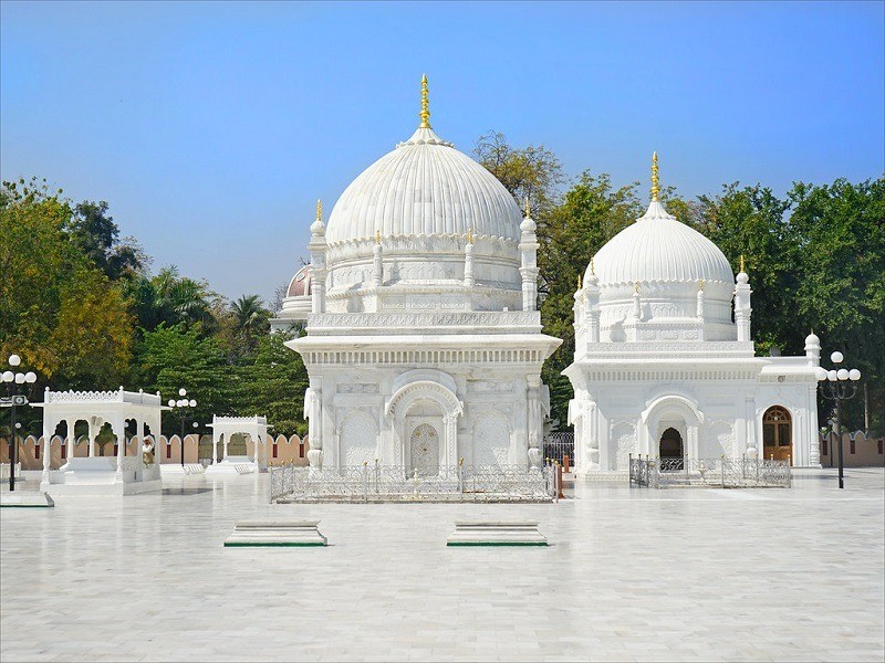 You are currently viewing दरगाह-ए-हकीमी का इतिहास – History of dargah-e-hakimi