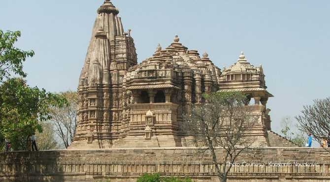 You are currently viewing खजुराहो मंदिर का इतिहास – History of khajuraho temple