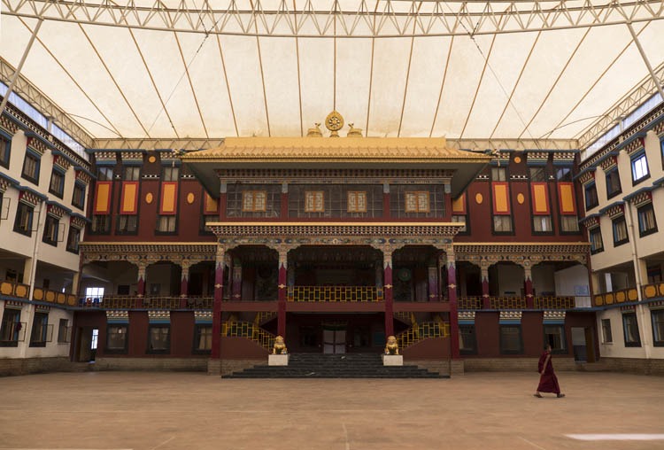You are currently viewing शेरबलिंग मठ का इतिहास – History of sherbaling monastery