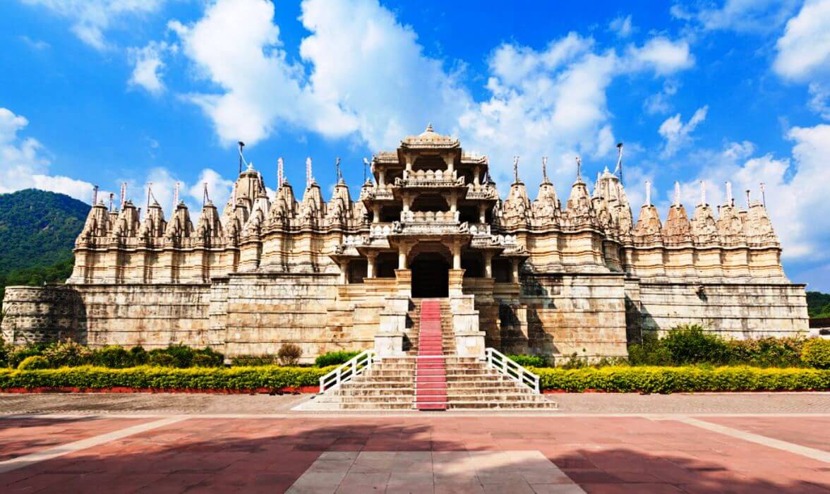 You are currently viewing दिलवाड़ा मंदिर का इतिहास – History of dilwara temple