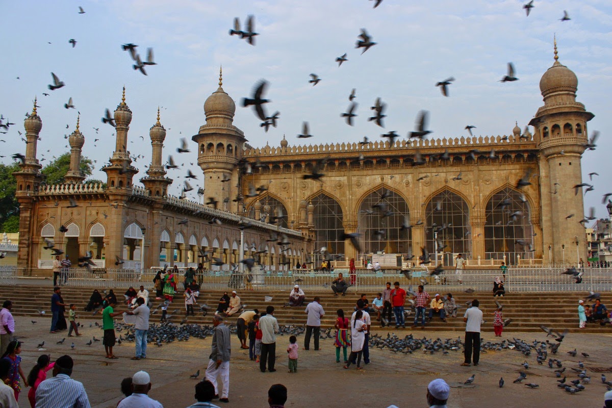 You are currently viewing मक्का मस्जिद का इतिहास – History of makkah masjid