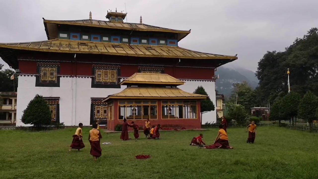 त्सुल्ग्लाग्खांग मठ का इतिहास - History of tsulglagkhang monastery