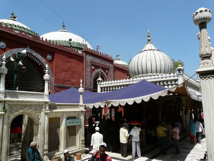 You are currently viewing निज़ामुद्दीन दरगाह का इतिहास – History of nizamuddin dargah
