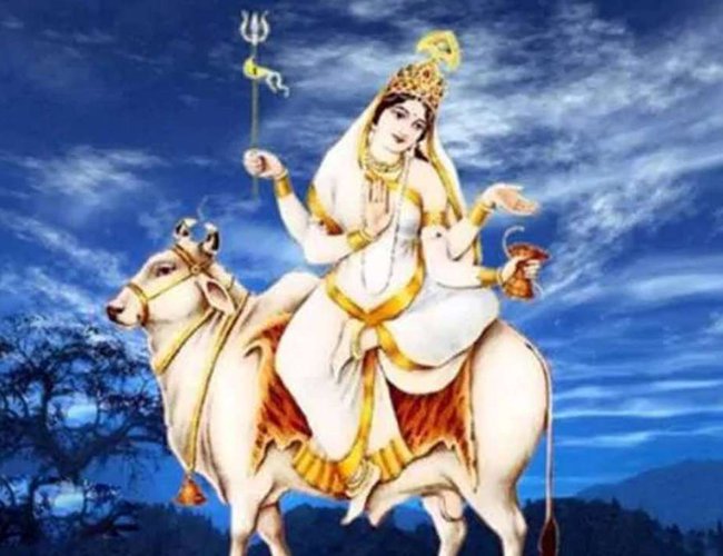 You are currently viewing जानिए अष्टमी पर मां महागौरी की पूजा करने के नियम और उनका अत्यंत प्रिय भोग के बारे में – Know about the rules of worshiping maa mahagauri on ashtami and her most favorite offering