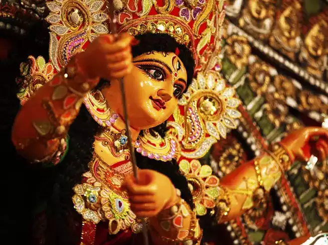 You are currently viewing चैत्र नवरात्रि पर रोजाना मां दुर्गा के इन 32 नामों का जाप करें, सभी परेशानियां दूर हो जाएंगी। Chant these 32 names of maa durga daily on chaitra navratri, all problems will go away