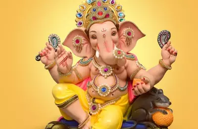 You are currently viewing जानिए विनायक चतुर्थी की तिथि और गणेश संकटनाशन स्तोत्र के बारे में। Know about the date of vinayak chaturthi and ganesh sankatnashan stotra