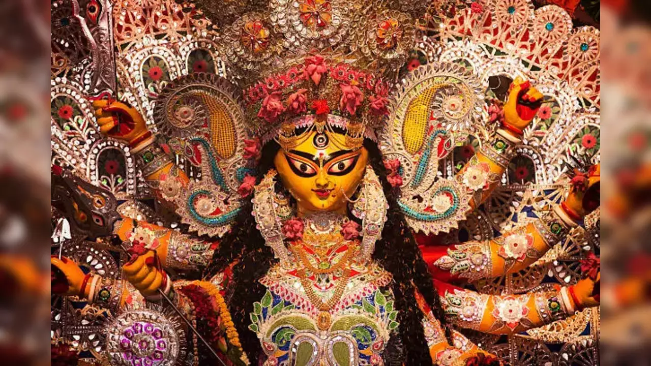 You are currently viewing जानिए गुप्त नवरात्रि में देवी को प्रसन्न करने वाली महाविद्या स्तोत्र के बारे में – Know about the mahavidya stotra that pleases the goddess during gupt navratri
