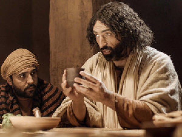 यीशु द्वारा अपने शिष्यों को शराब का प्याला देने की कहानी - The story of jesus passing the cup of wine to his disciples